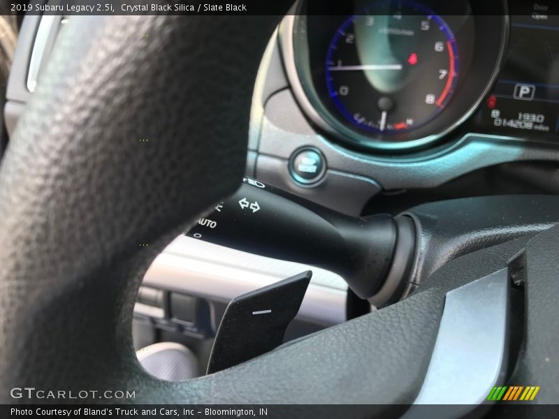 Crystal Black Silica / Slate Black 2019 Subaru Legacy 2.5i