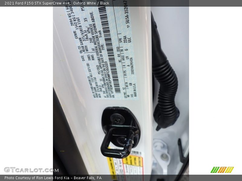 Oxford White / Black 2021 Ford F150 STX SuperCrew 4x4