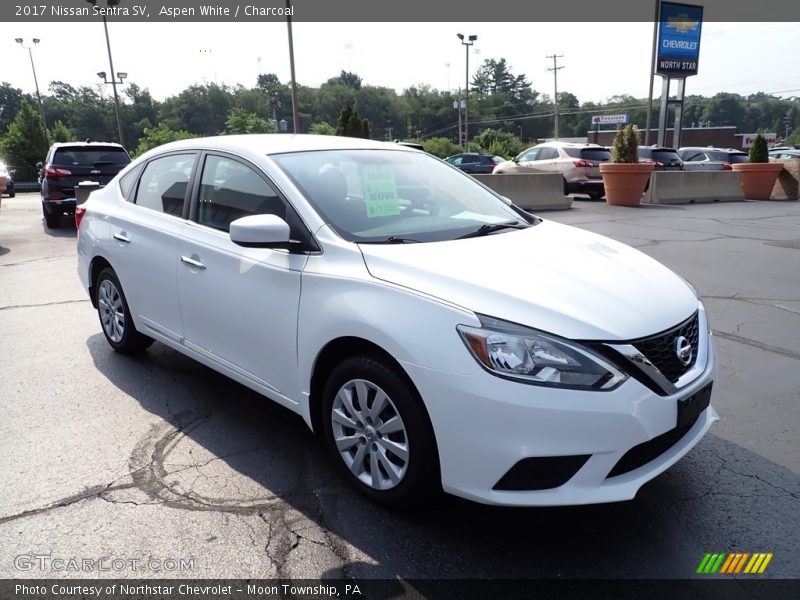 Aspen White / Charcoal 2017 Nissan Sentra SV