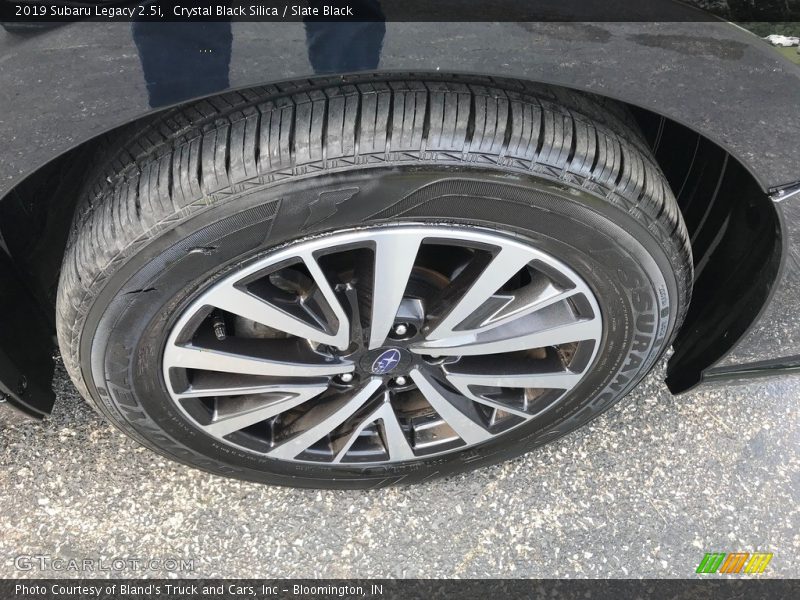 Crystal Black Silica / Slate Black 2019 Subaru Legacy 2.5i