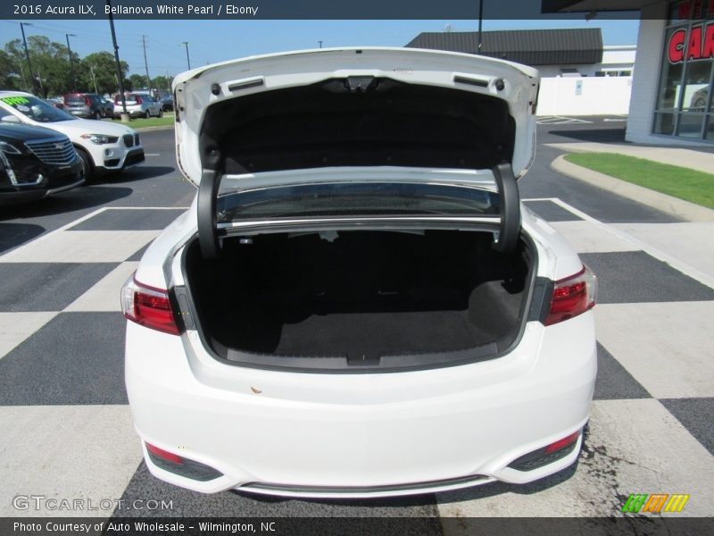 Bellanova White Pearl / Ebony 2016 Acura ILX