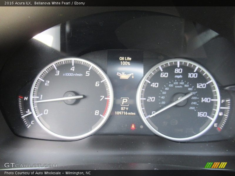 Bellanova White Pearl / Ebony 2016 Acura ILX
