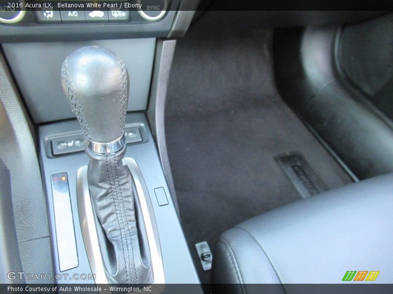 Bellanova White Pearl / Ebony 2016 Acura ILX