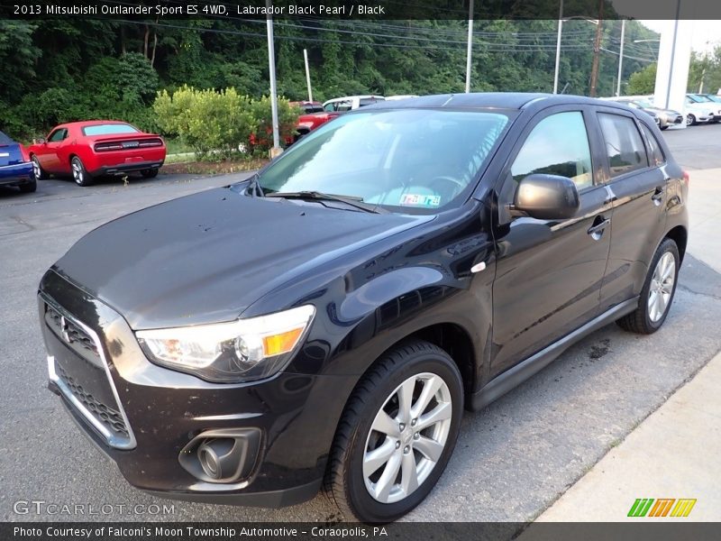 Front 3/4 View of 2013 Outlander Sport ES 4WD