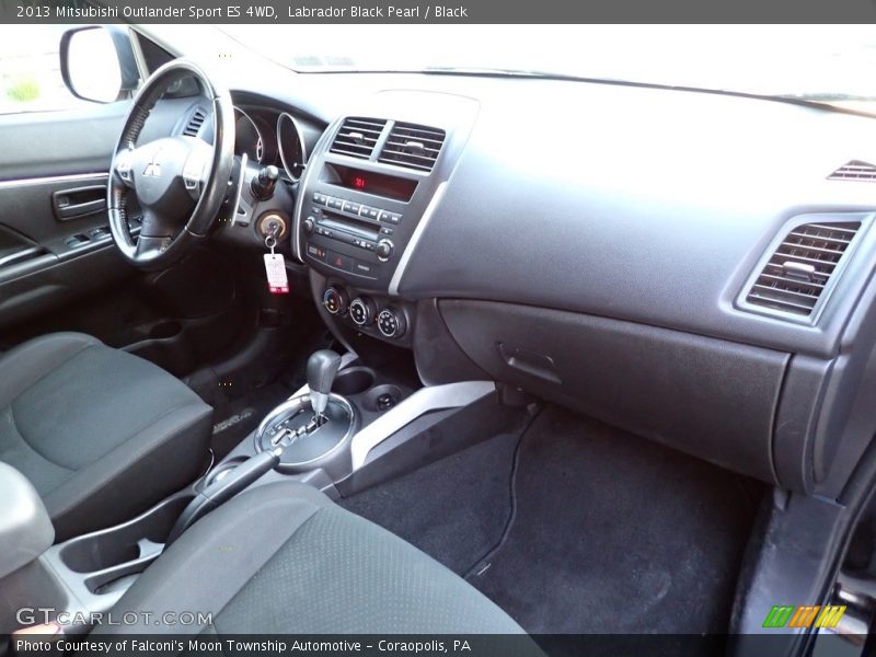 Dashboard of 2013 Outlander Sport ES 4WD