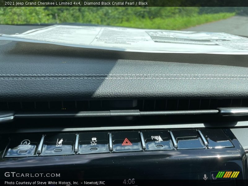 Diamond Black Crystal Pearl / Black 2021 Jeep Grand Cherokee L Limited 4x4