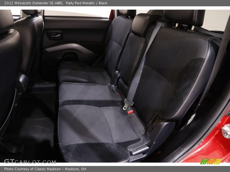 Rally Red Metallic / Black 2012 Mitsubishi Outlander SE AWD