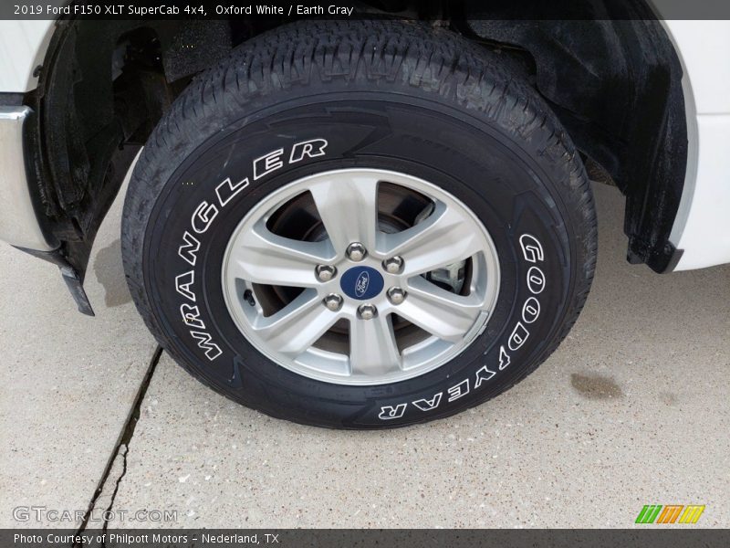 Oxford White / Earth Gray 2019 Ford F150 XLT SuperCab 4x4