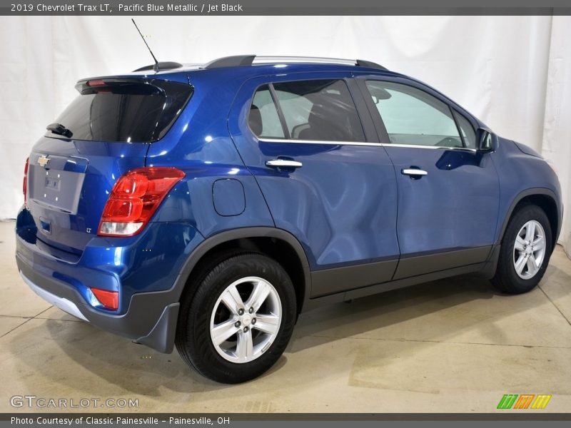 Pacific Blue Metallic / Jet Black 2019 Chevrolet Trax LT