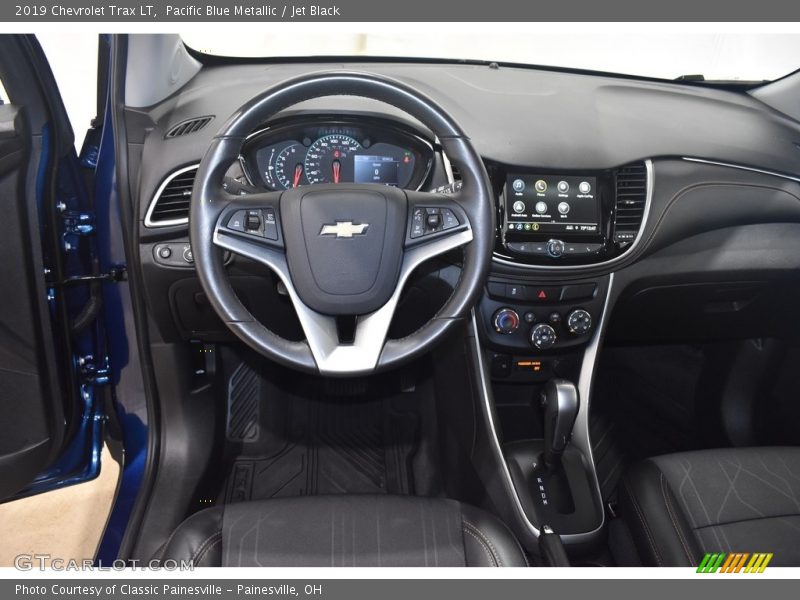 Pacific Blue Metallic / Jet Black 2019 Chevrolet Trax LT