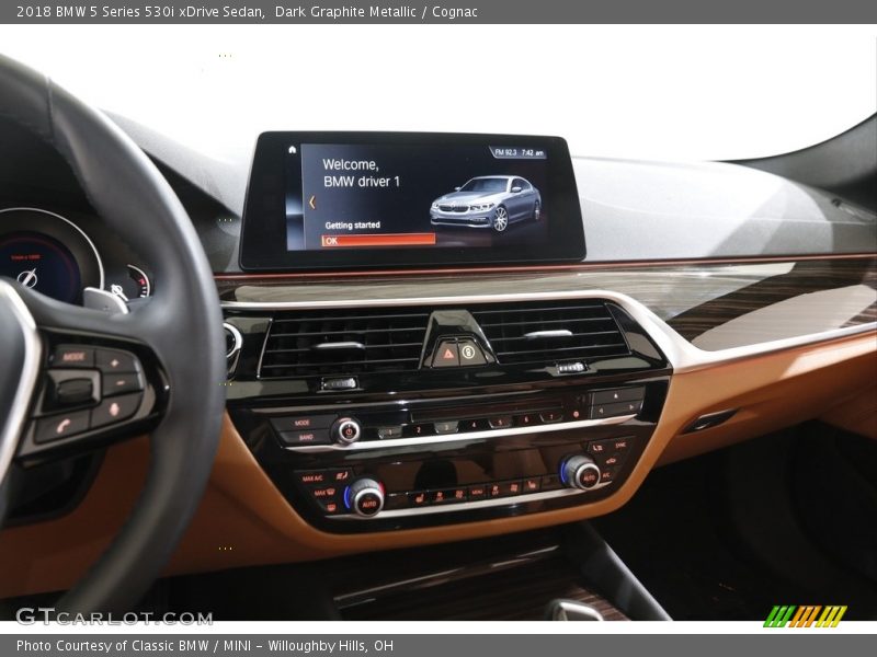 Dark Graphite Metallic / Cognac 2018 BMW 5 Series 530i xDrive Sedan