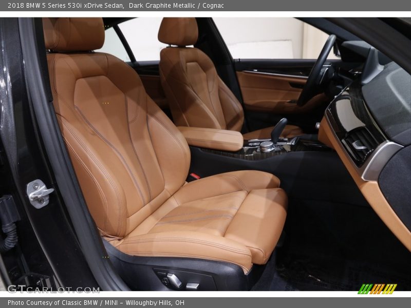 Dark Graphite Metallic / Cognac 2018 BMW 5 Series 530i xDrive Sedan