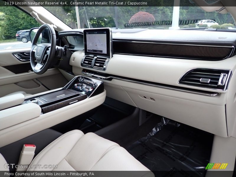 Dashboard of 2019 Navigator Reserve 4x4