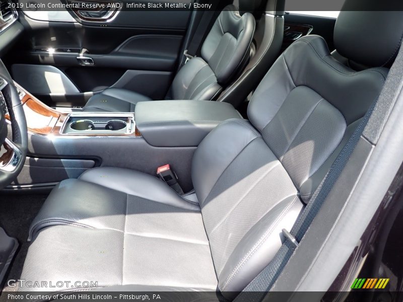Front Seat of 2019 Continental Reserve AWD
