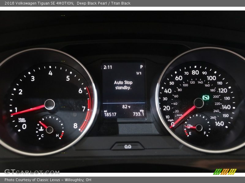 Deep Black Pearl / Titan Black 2018 Volkswagen Tiguan SE 4MOTION