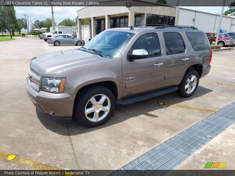 Front 3/4 View of 2014 Tahoe LS