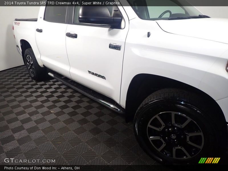 Super White / Graphite 2014 Toyota Tundra SR5 TRD Crewmax 4x4