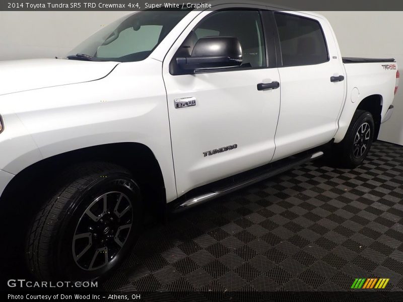 Super White / Graphite 2014 Toyota Tundra SR5 TRD Crewmax 4x4