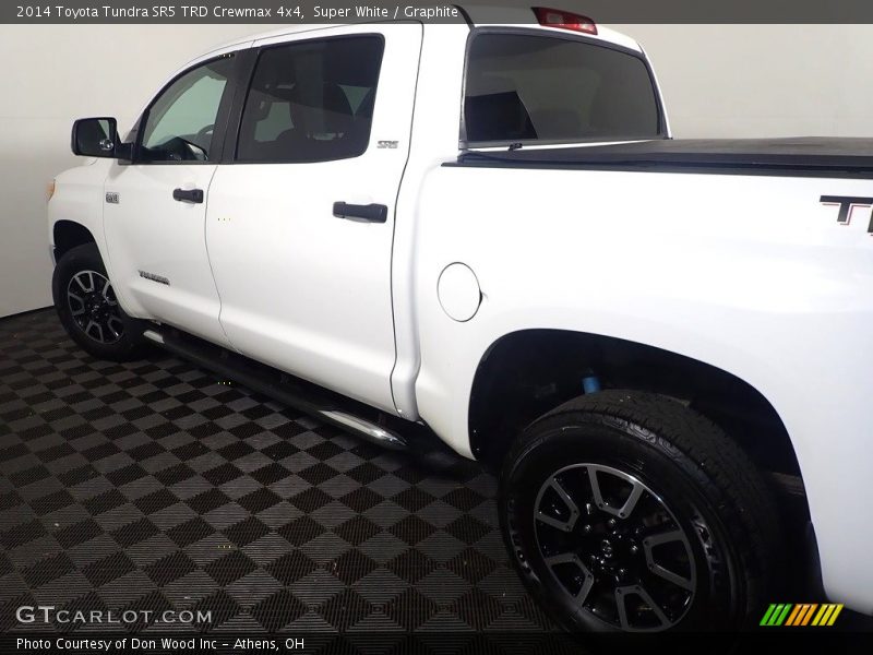 Super White / Graphite 2014 Toyota Tundra SR5 TRD Crewmax 4x4