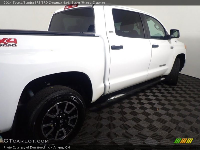 Super White / Graphite 2014 Toyota Tundra SR5 TRD Crewmax 4x4
