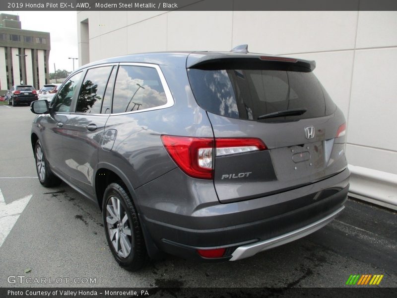 Modern Steel Metallic / Black 2019 Honda Pilot EX-L AWD