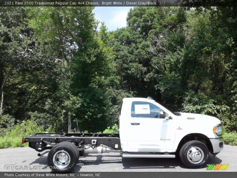 Bright White / Diesel Gray/Black 2021 Ram 3500 Tradesman Regular Cab 4x4 Chassis