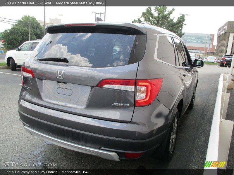 Modern Steel Metallic / Black 2019 Honda Pilot EX-L AWD