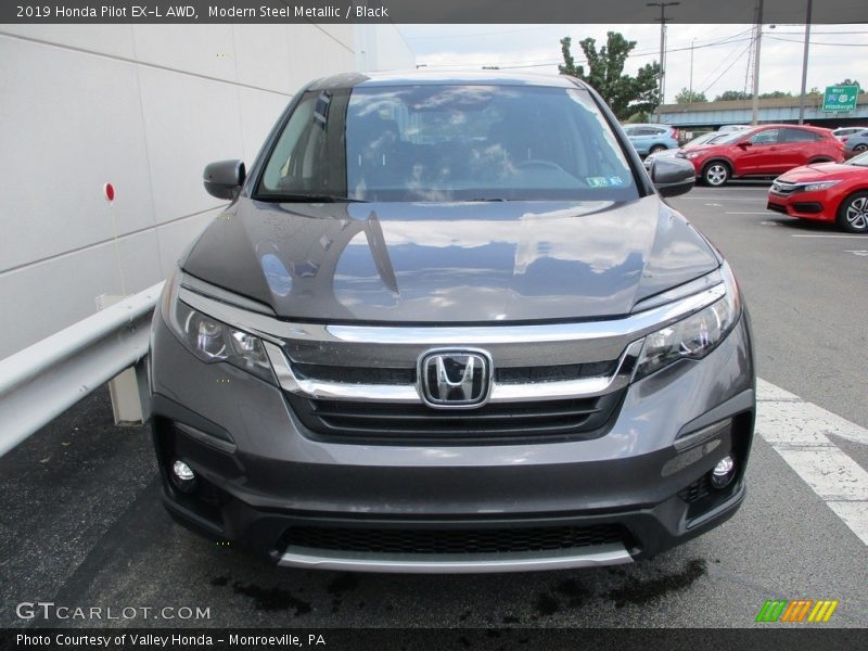 Modern Steel Metallic / Black 2019 Honda Pilot EX-L AWD