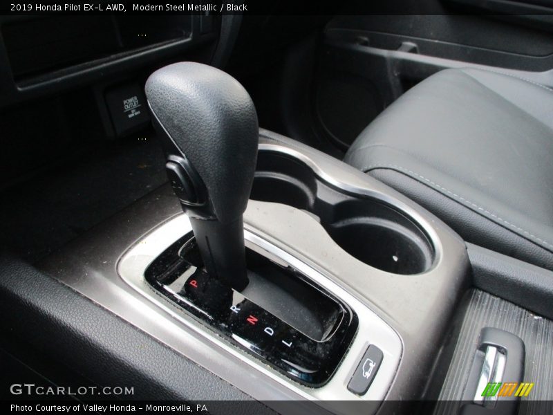 Modern Steel Metallic / Black 2019 Honda Pilot EX-L AWD