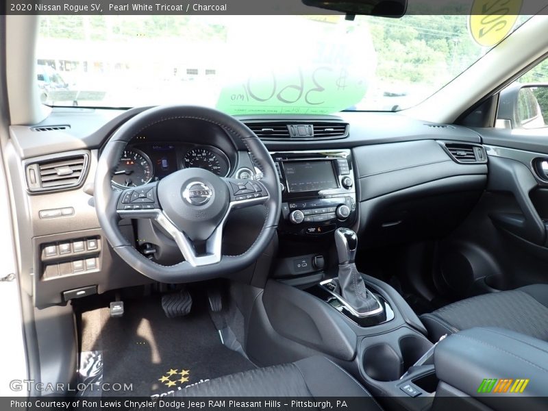 Pearl White Tricoat / Charcoal 2020 Nissan Rogue SV