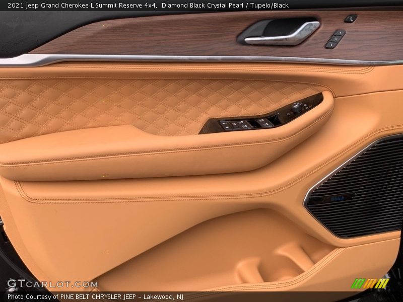 Door Panel of 2021 Grand Cherokee L Summit Reserve 4x4