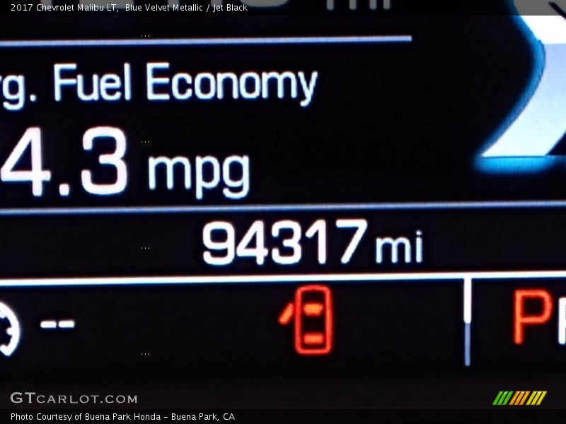Blue Velvet Metallic / Jet Black 2017 Chevrolet Malibu LT