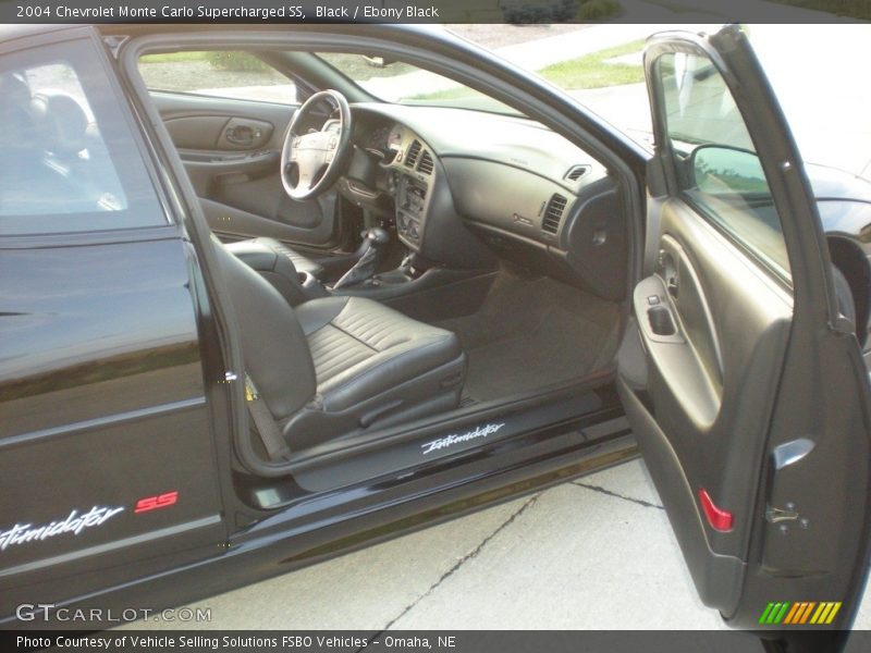 Black / Ebony Black 2004 Chevrolet Monte Carlo Supercharged SS