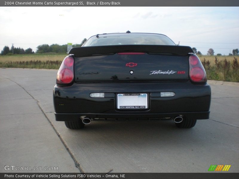 Black / Ebony Black 2004 Chevrolet Monte Carlo Supercharged SS