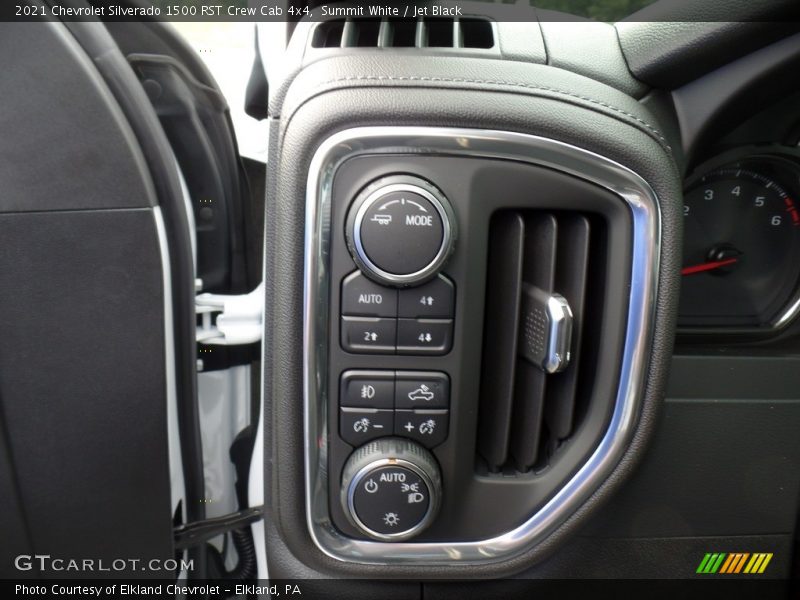 Summit White / Jet Black 2021 Chevrolet Silverado 1500 RST Crew Cab 4x4