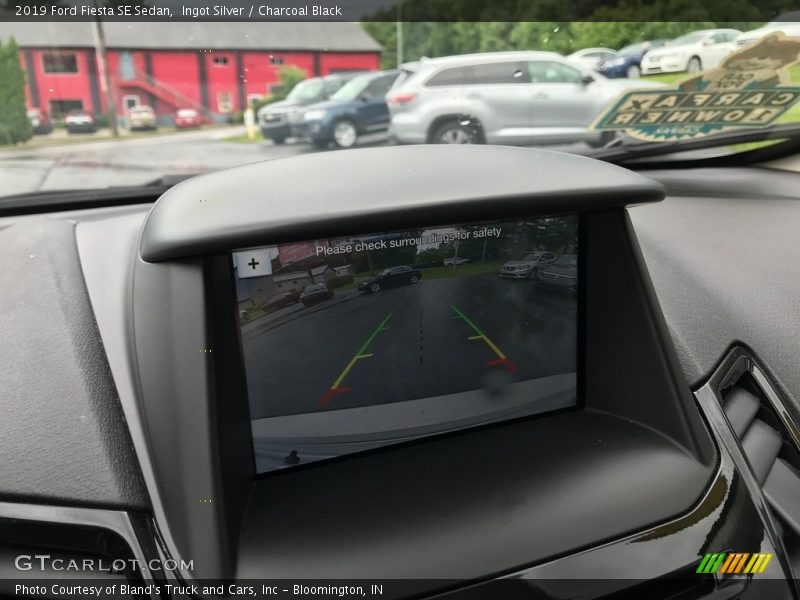 Ingot Silver / Charcoal Black 2019 Ford Fiesta SE Sedan