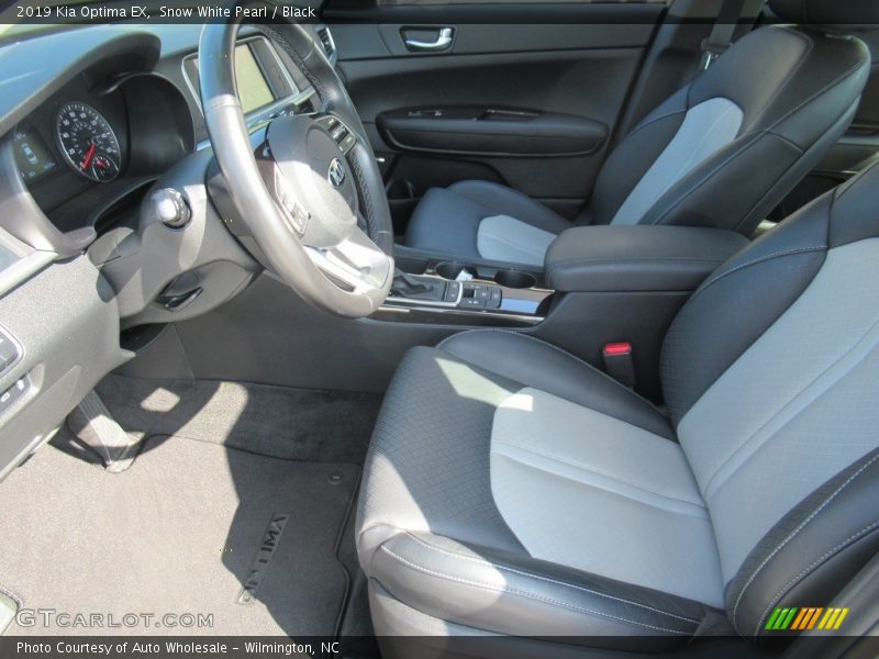 Snow White Pearl / Black 2019 Kia Optima EX