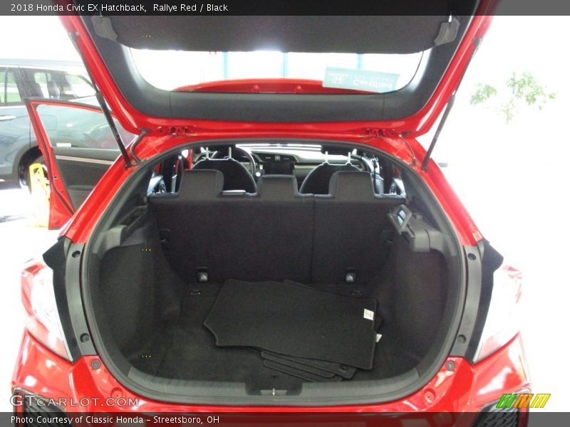Rallye Red / Black 2018 Honda Civic EX Hatchback