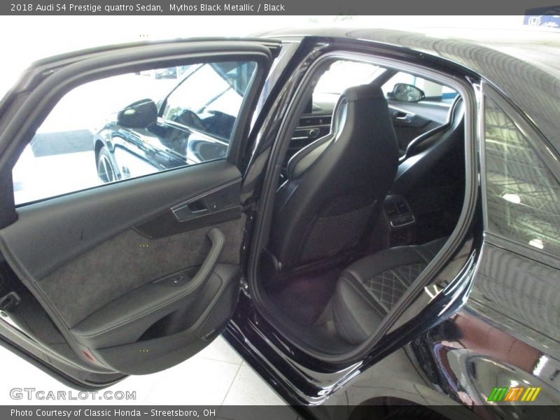 Mythos Black Metallic / Black 2018 Audi S4 Prestige quattro Sedan