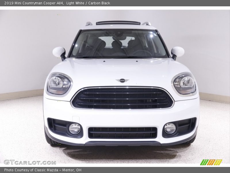 Light White / Carbon Black 2019 Mini Countryman Cooper All4