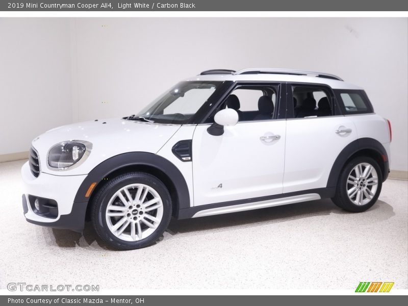 Light White / Carbon Black 2019 Mini Countryman Cooper All4