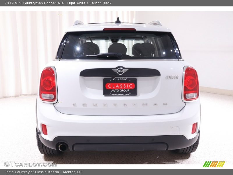 Light White / Carbon Black 2019 Mini Countryman Cooper All4