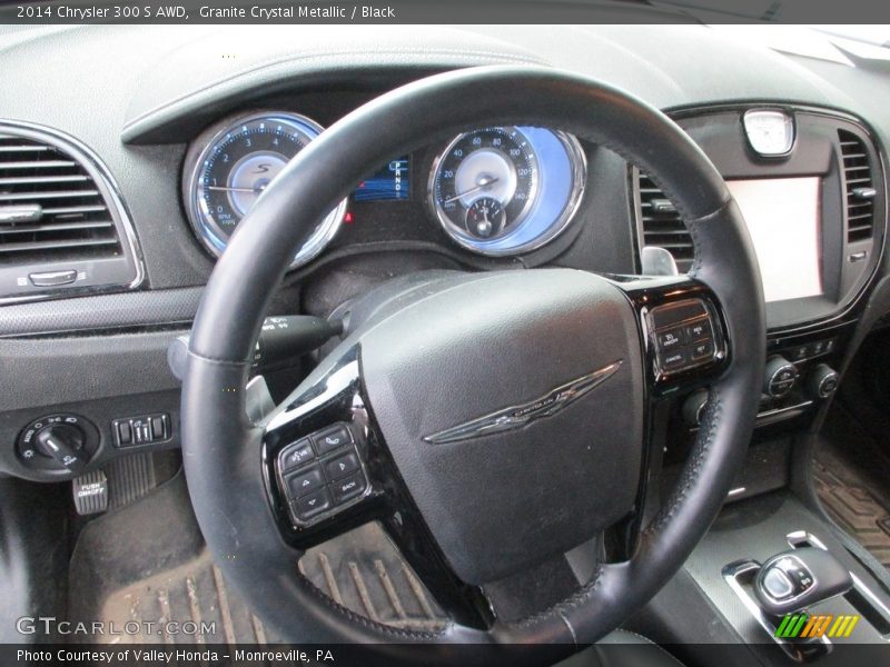  2014 300 S AWD Steering Wheel