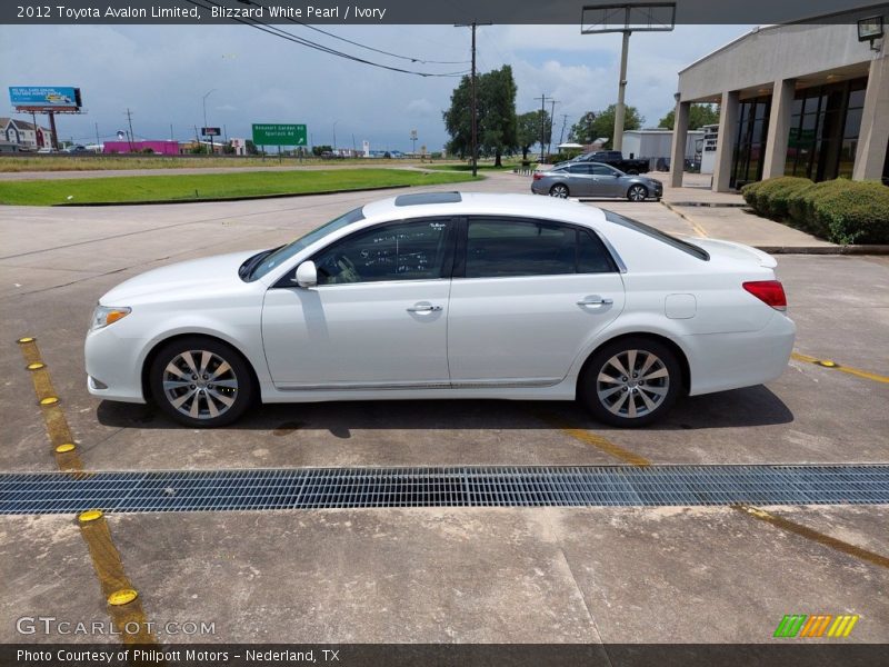 Blizzard White Pearl / Ivory 2012 Toyota Avalon Limited