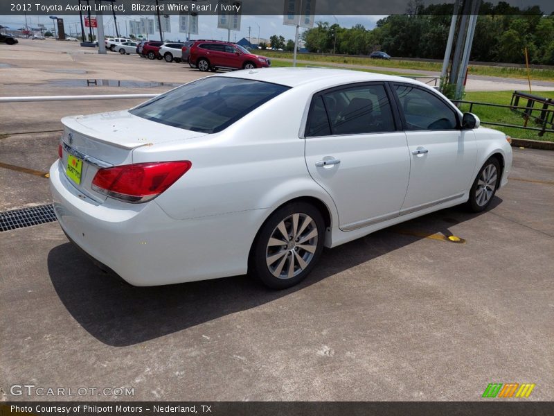 Blizzard White Pearl / Ivory 2012 Toyota Avalon Limited