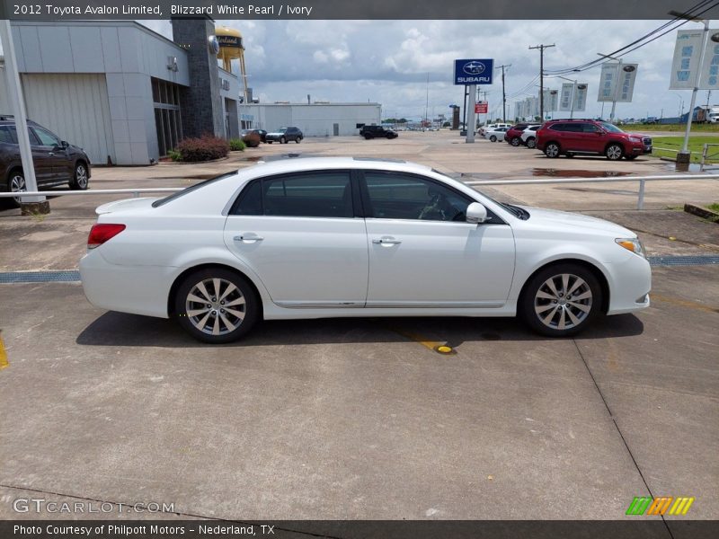 Blizzard White Pearl / Ivory 2012 Toyota Avalon Limited