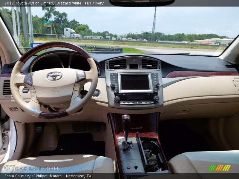 Blizzard White Pearl / Ivory 2012 Toyota Avalon Limited