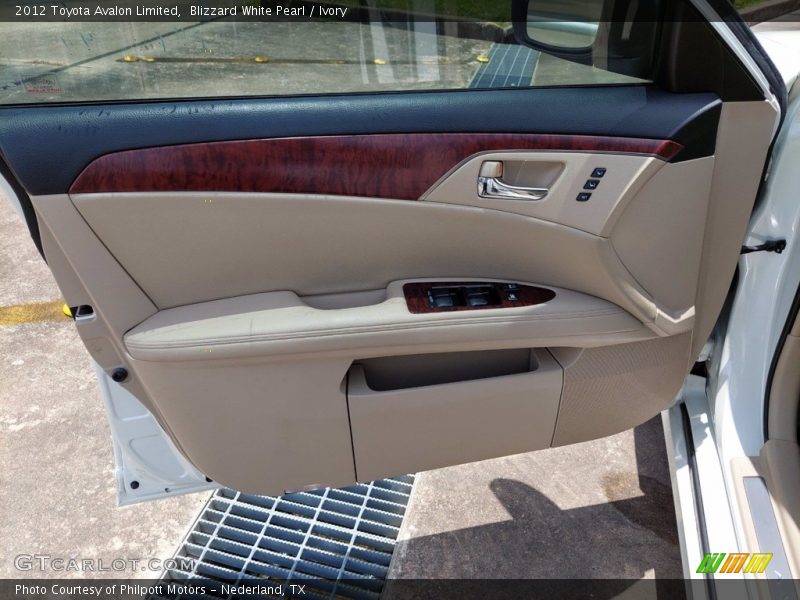 Blizzard White Pearl / Ivory 2012 Toyota Avalon Limited