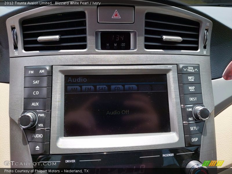 Blizzard White Pearl / Ivory 2012 Toyota Avalon Limited