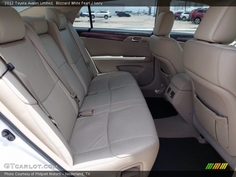 Blizzard White Pearl / Ivory 2012 Toyota Avalon Limited